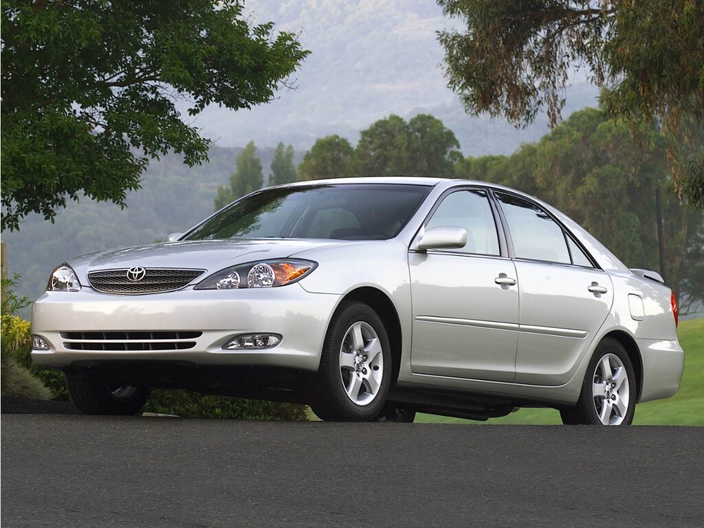 Used 2005 Toyota Camry LE Sedan