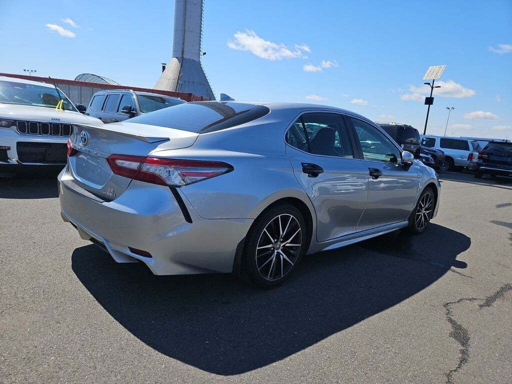 Certified 2021 Toyota Camry Hybrid SE Sedan