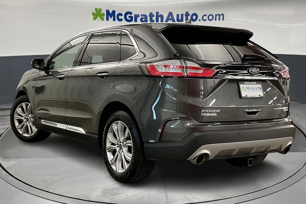2019 Ford Edge Titanium photo 3