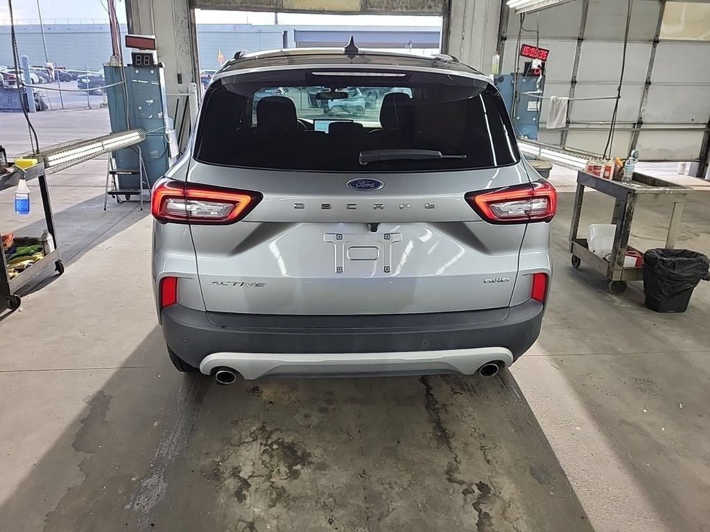 2024 Ford Escape Active photo 3