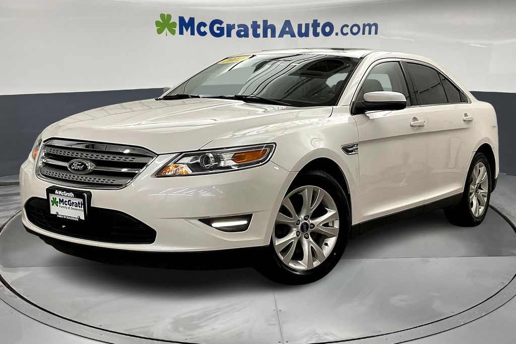 2012 Ford Taurus SEL photo 2