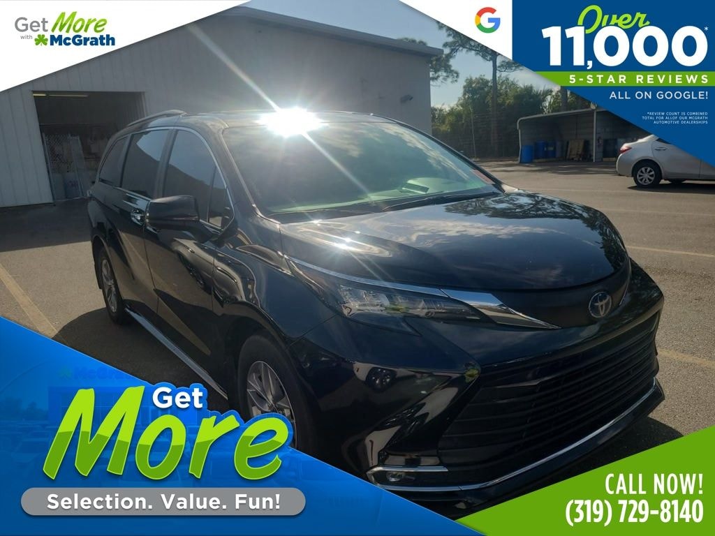 Used 2024 Toyota Sienna XLE Minivan/Van