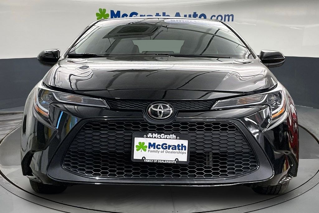 Used 2022 Toyota Corolla LE Sedan