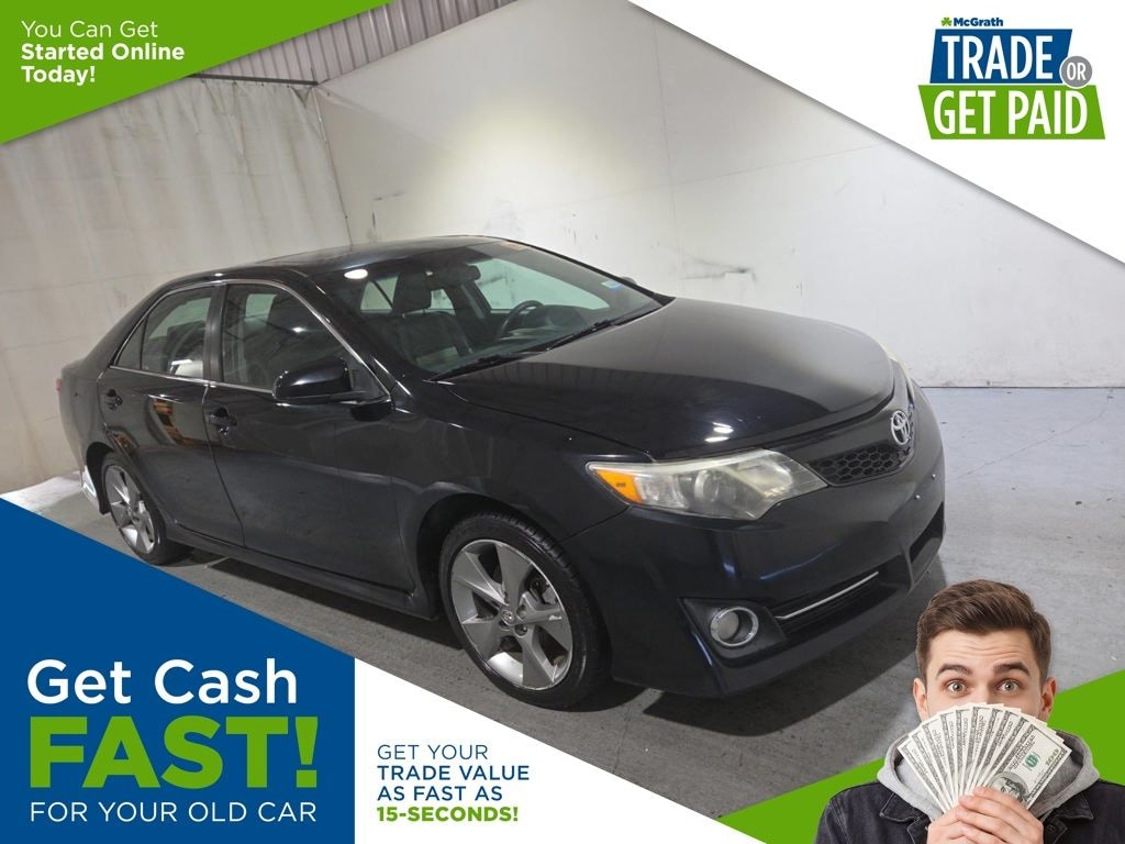 Used 2013 Toyota Camry SE Sedan