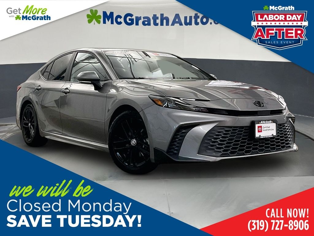 Used 2025 Toyota Camry SE Sedan