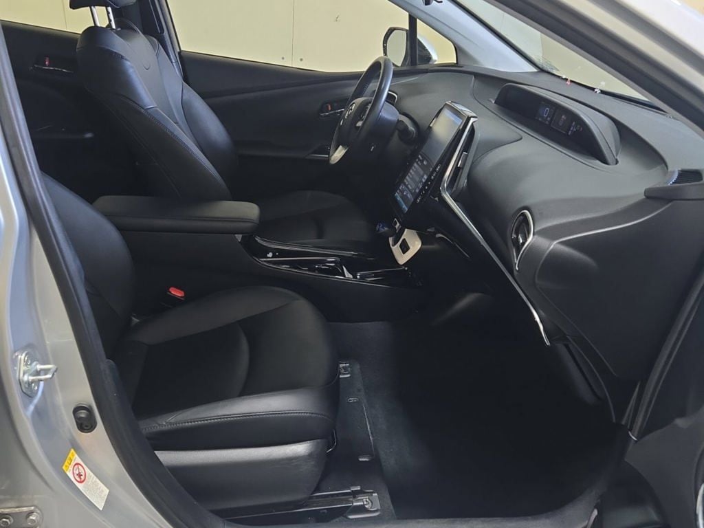 Used 2017 Toyota Prius Prime Premium Hatchback