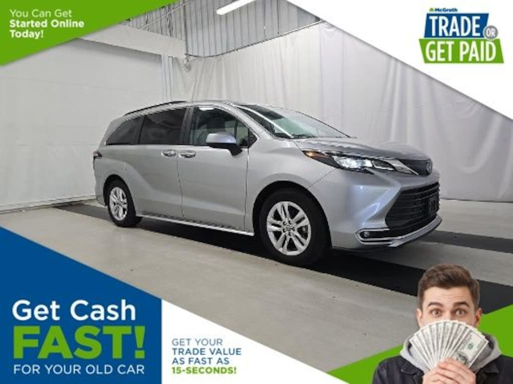 Used 2024 Toyota Sienna XLE Minivan/Van