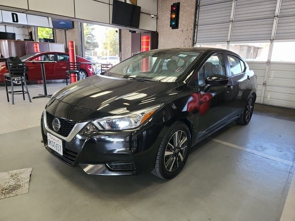 2021 Nissan Versa 1.6 SV photo 2