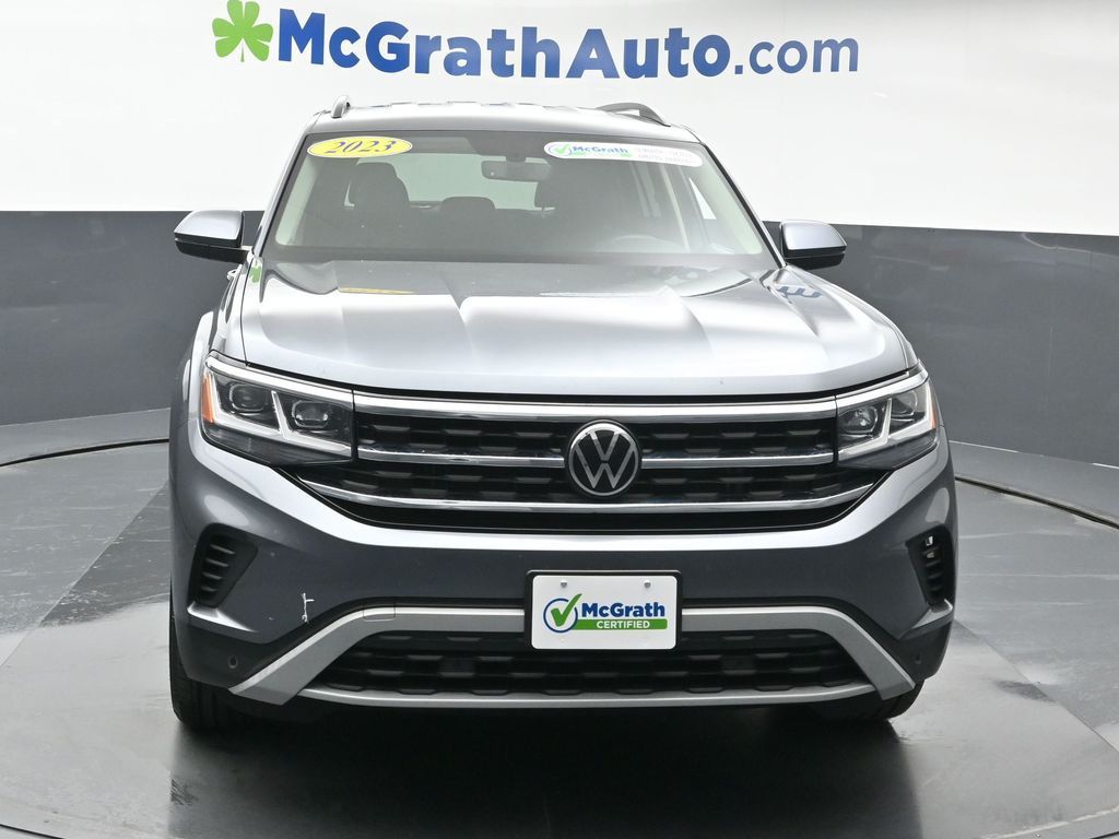 2023 Volkswagen Atlas V6 SE Technology photo 2