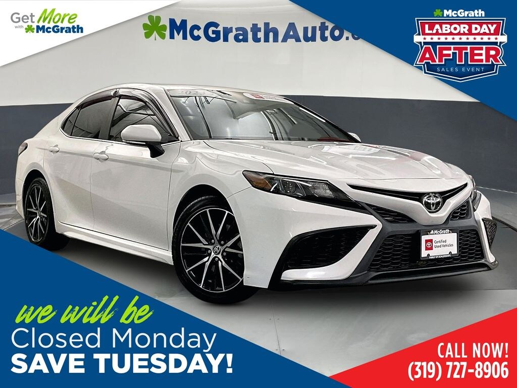 Used 2023 Toyota Camry SE Sedan