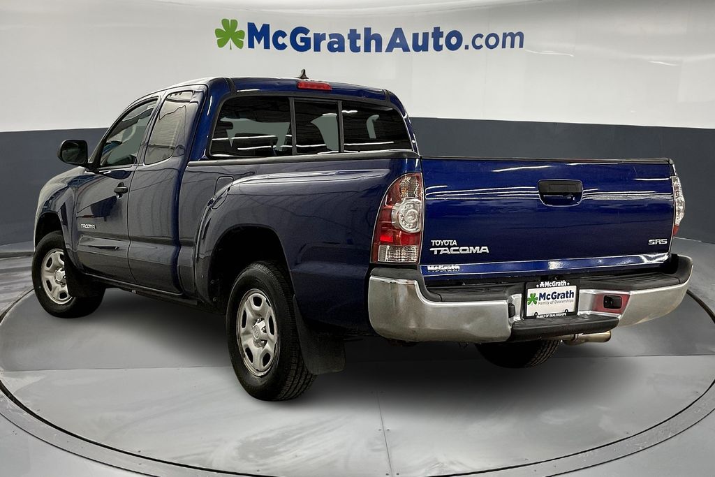 2015 Toyota Tacoma Base photo 3