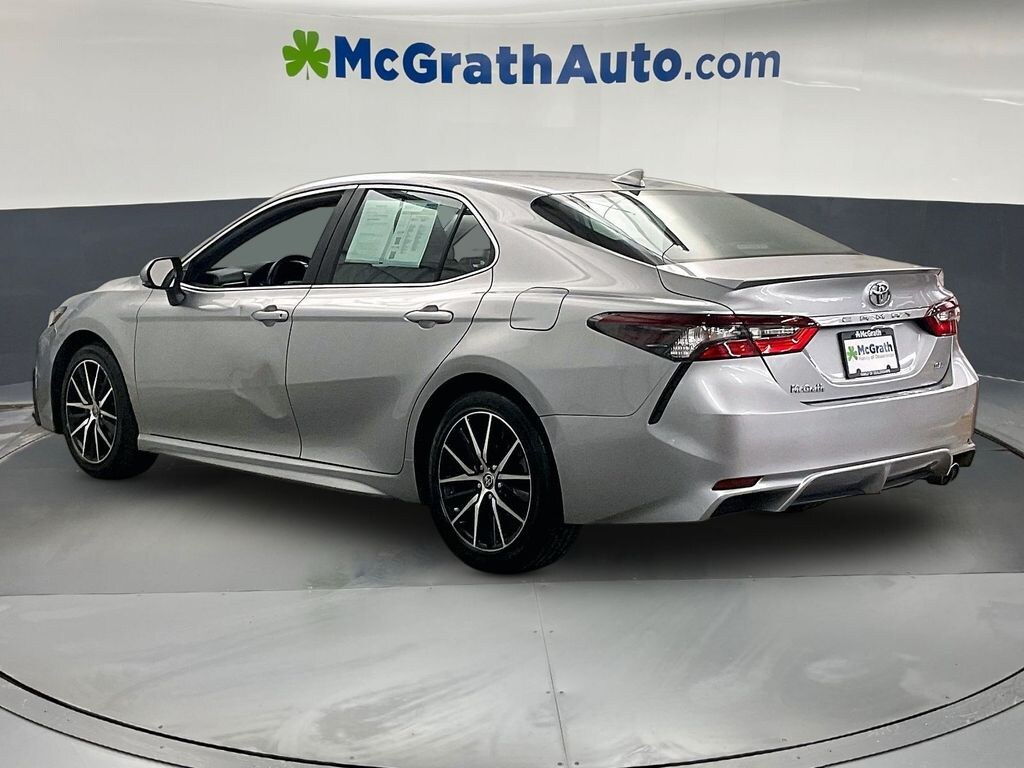 Used 2023 Toyota Camry SE Sedan