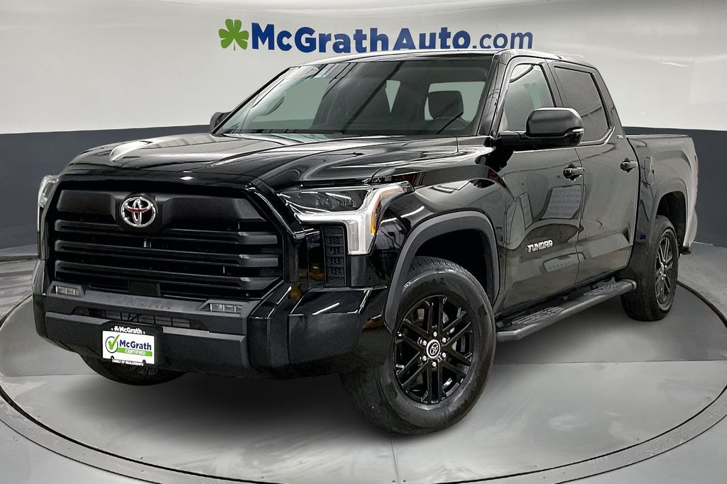 2023 Toyota Tundra SR5 photo 2