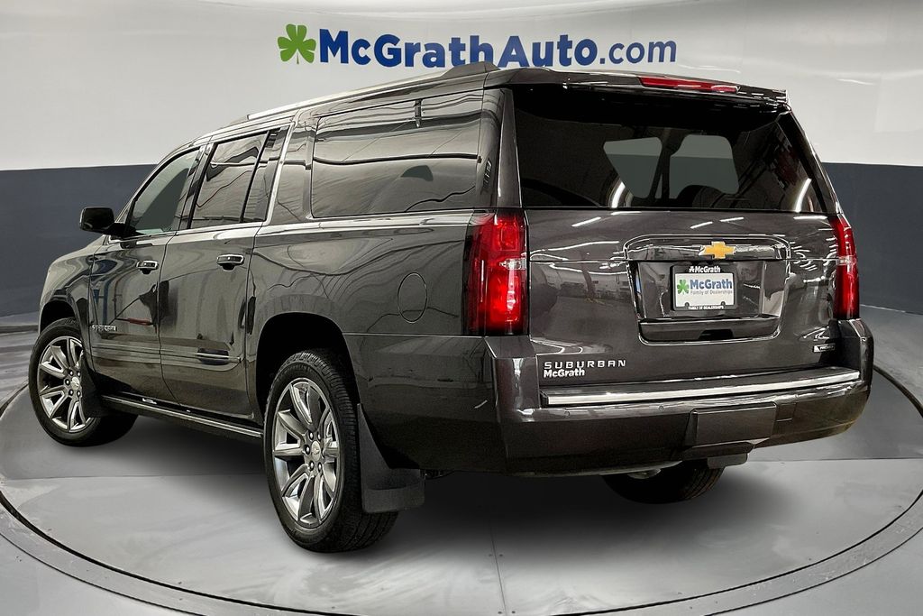 2018 Chevrolet Suburban Premier photo 2