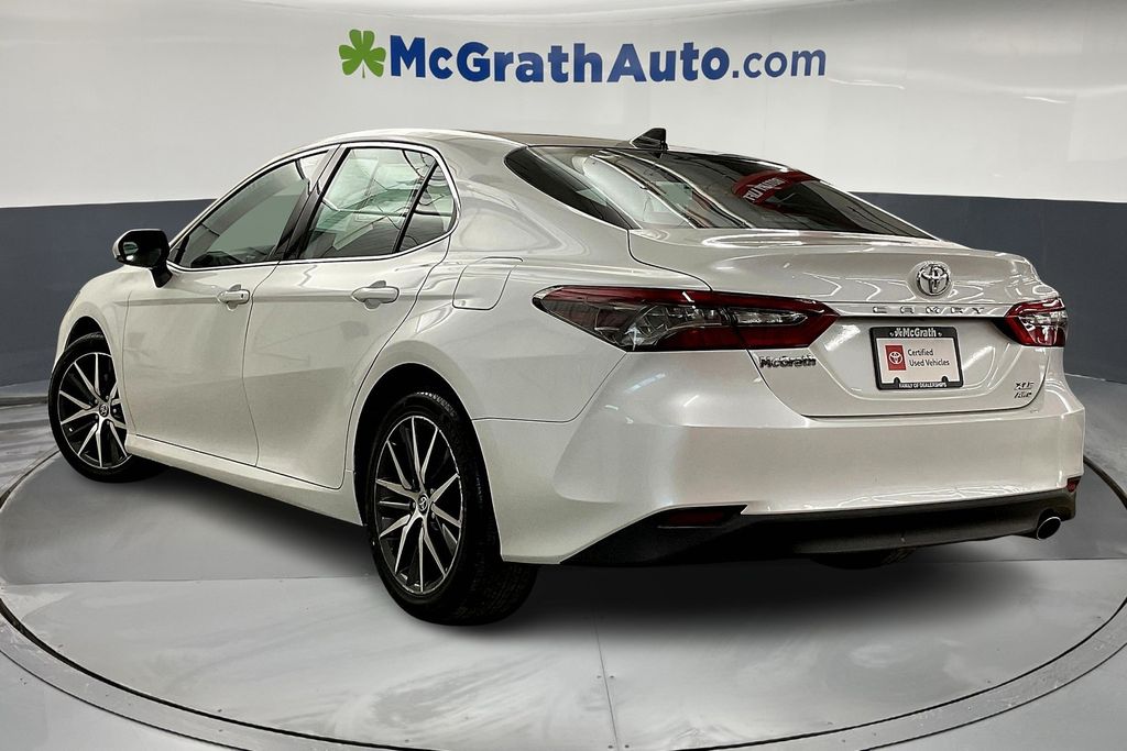 Certified 2022 Toyota Camry XLE with VIN 4T1F11BK7NU054760 for sale in Hiawatha, IA