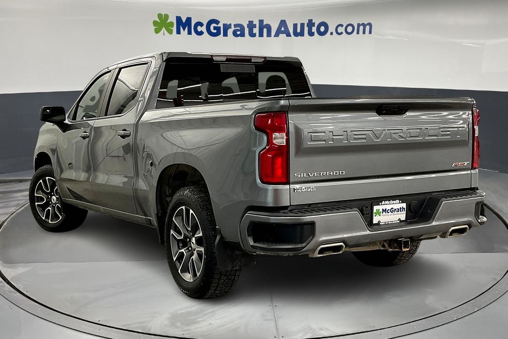 2019 Chevrolet Silverado 1500 RST photo 2