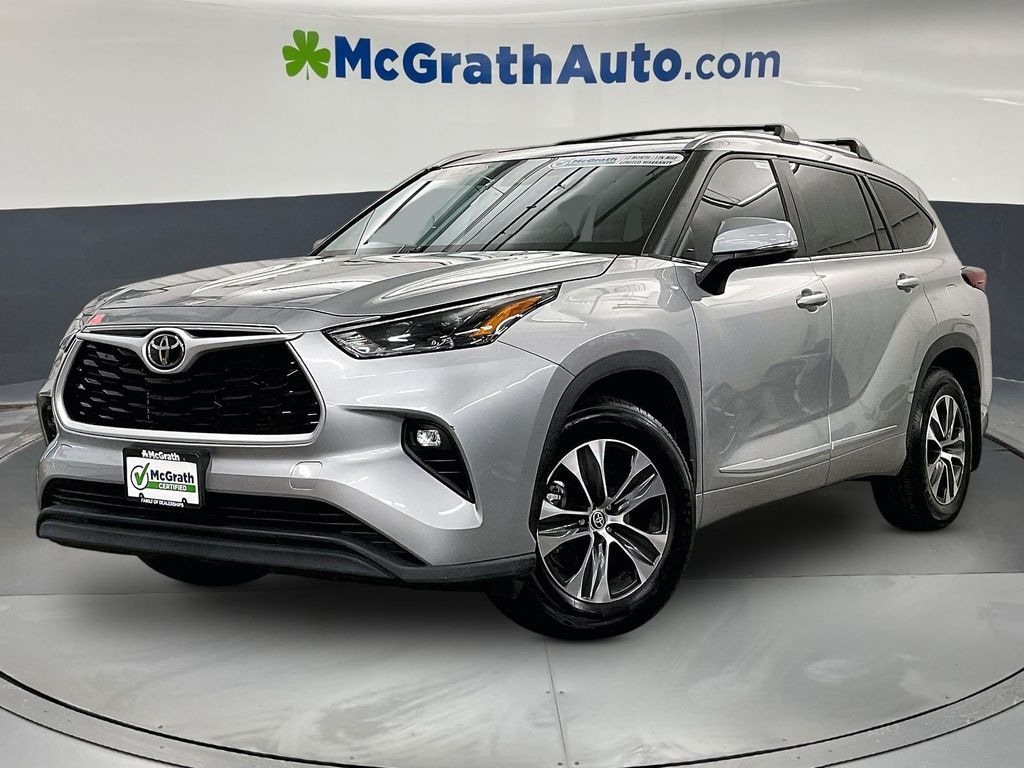 Used 2023 Toyota Highlander XLE SUV