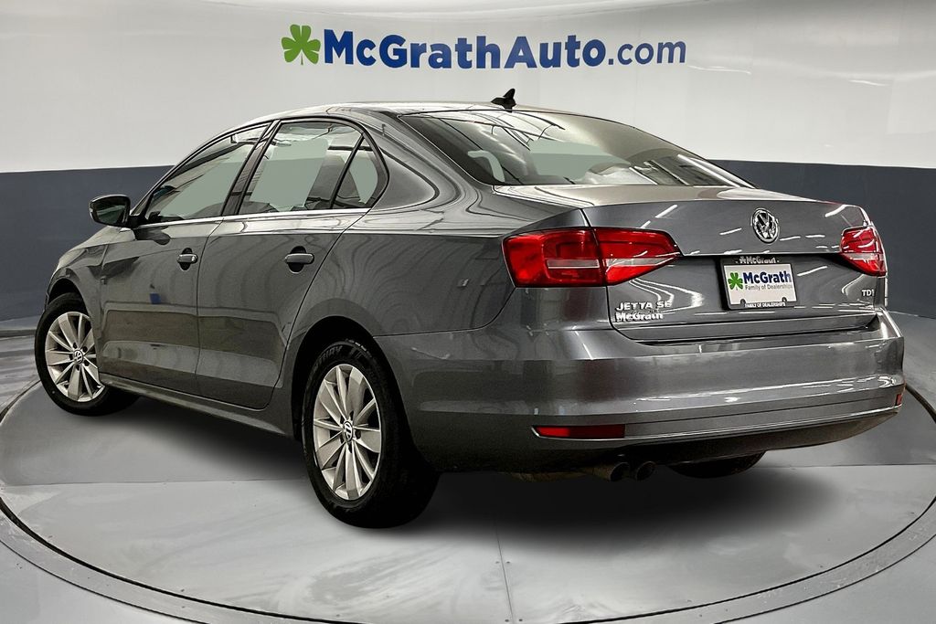 2015 Volkswagen Jetta 2.0 TDI SE photo 3