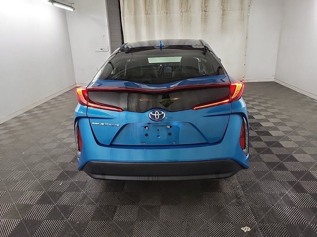 2019 Toyota Prius Prime Premium photo 3