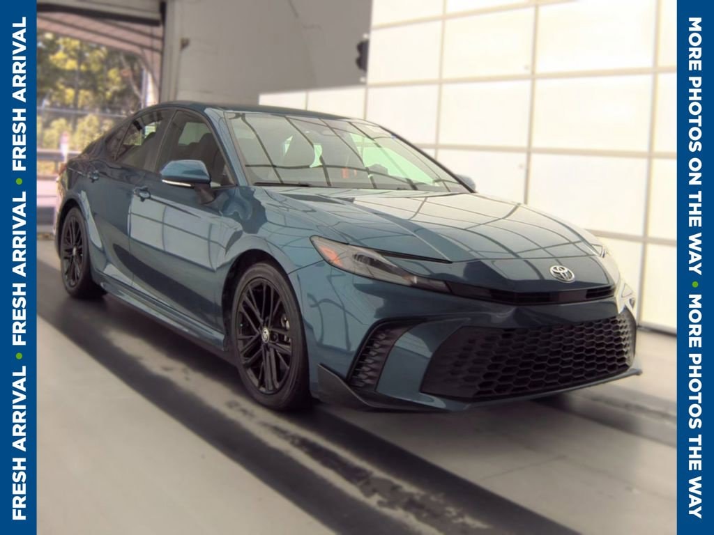 Used 2025 Toyota Camry SE Sedan