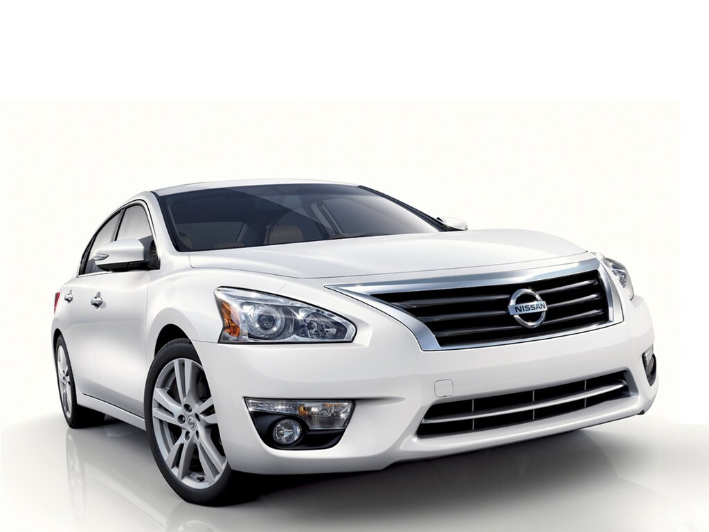 Used 2013 Nissan Altima 2.5 Sedan