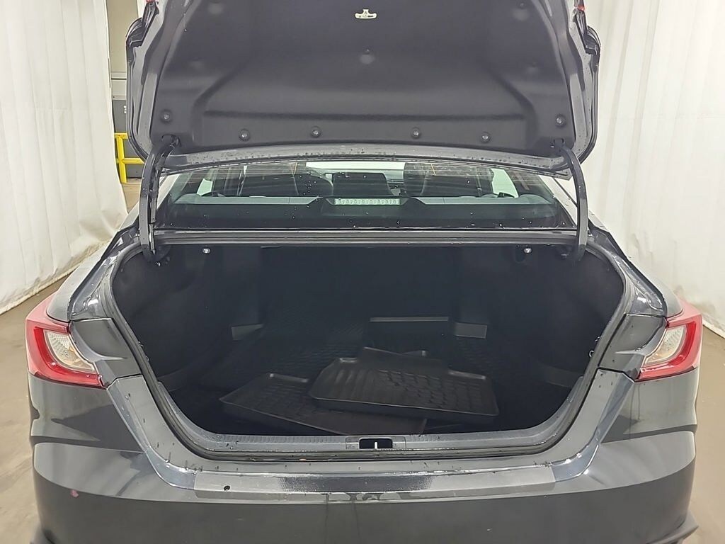 Certified 2025 Toyota Camry SE Sedan