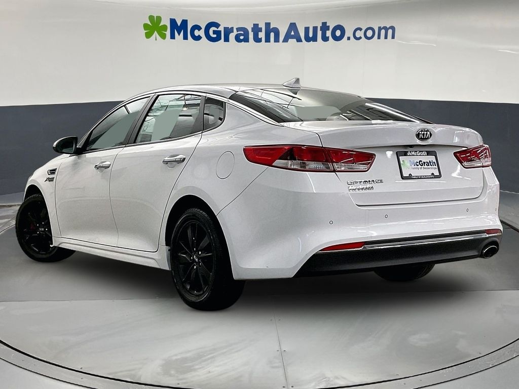 Used 2018 Kia Optima LX Sedan