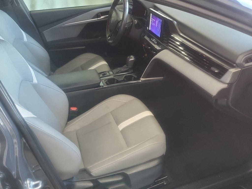 Certified 2025 Toyota Camry SE Sedan