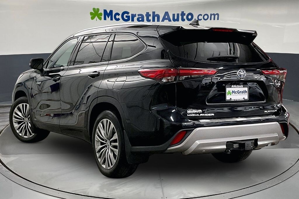 Used 2021 Toyota Highlander Hybrid Platinum SUV
