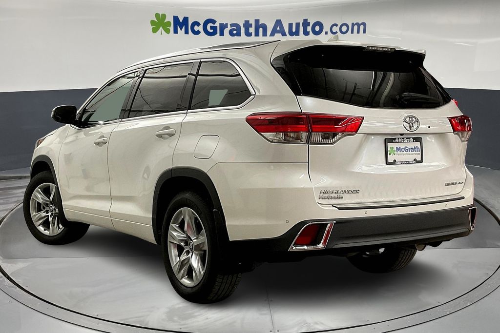 2017 Toyota Highlander Limited photo 3