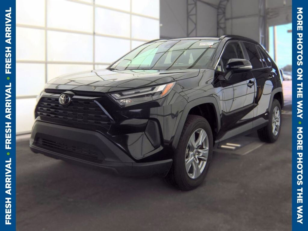 Used 2025 Toyota RAV4 Hybrid XLE SUV