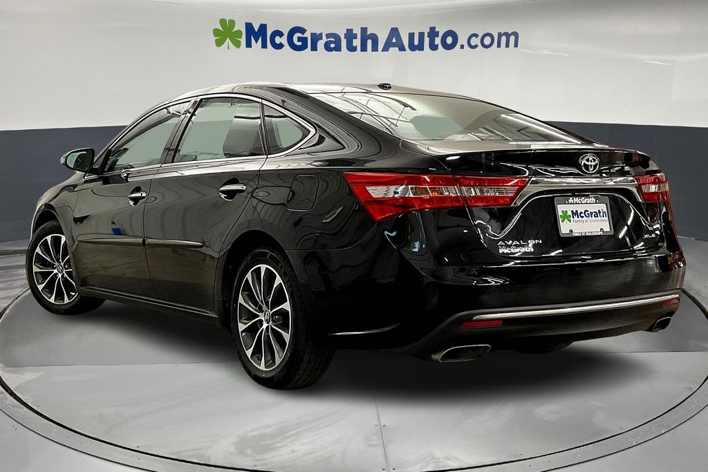 2016 Toyota Avalon XLE Premium photo 3