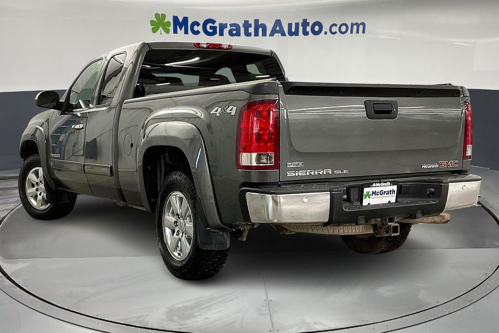 2011 Gmc Sierra 1500 SLE photo 3