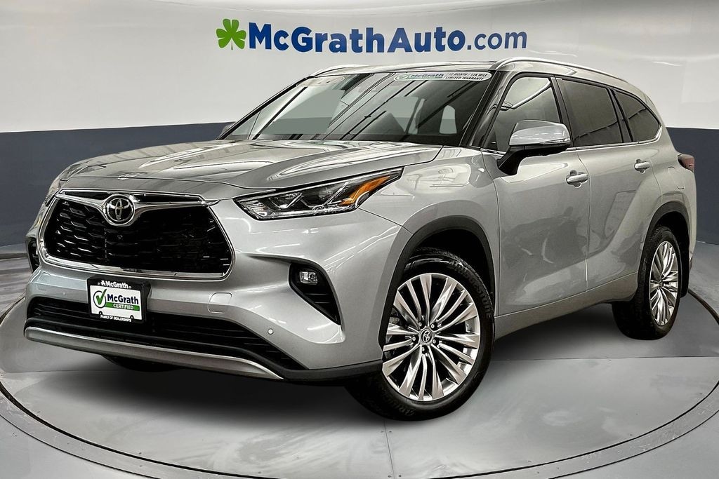 Used 2024 Toyota Highlander Platinum SUV