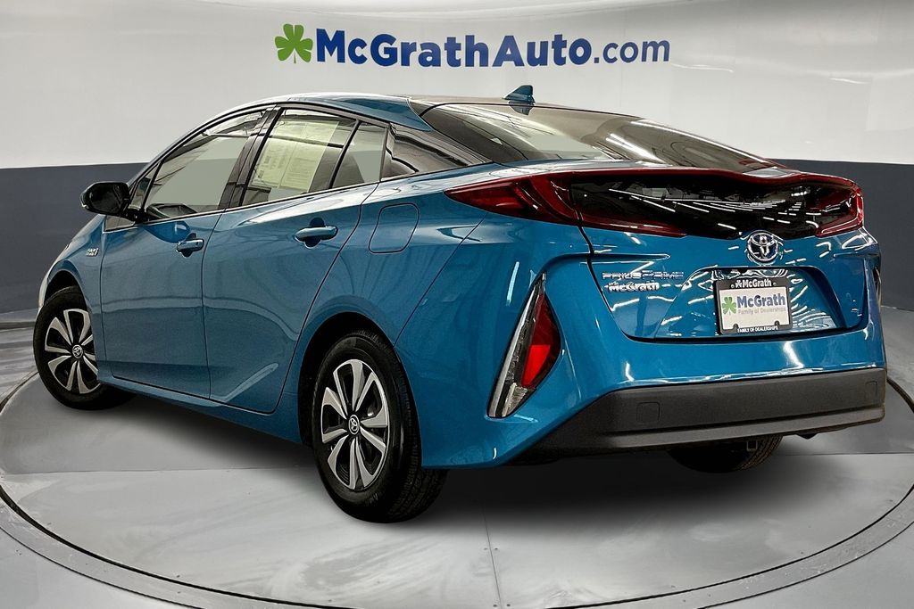 2019 Toyota Prius Prime Premium photo 2