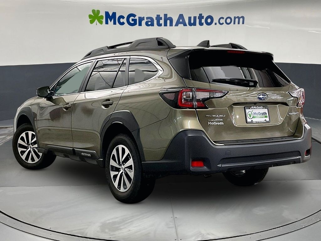 Used 2025 Subaru Outback Premium SUV