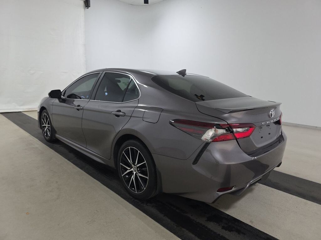 Used 2023 Toyota Camry SE Sedan