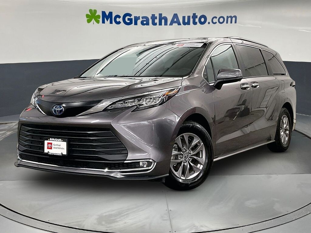Certified 2023 Toyota Sienna XLE Minivan/Van