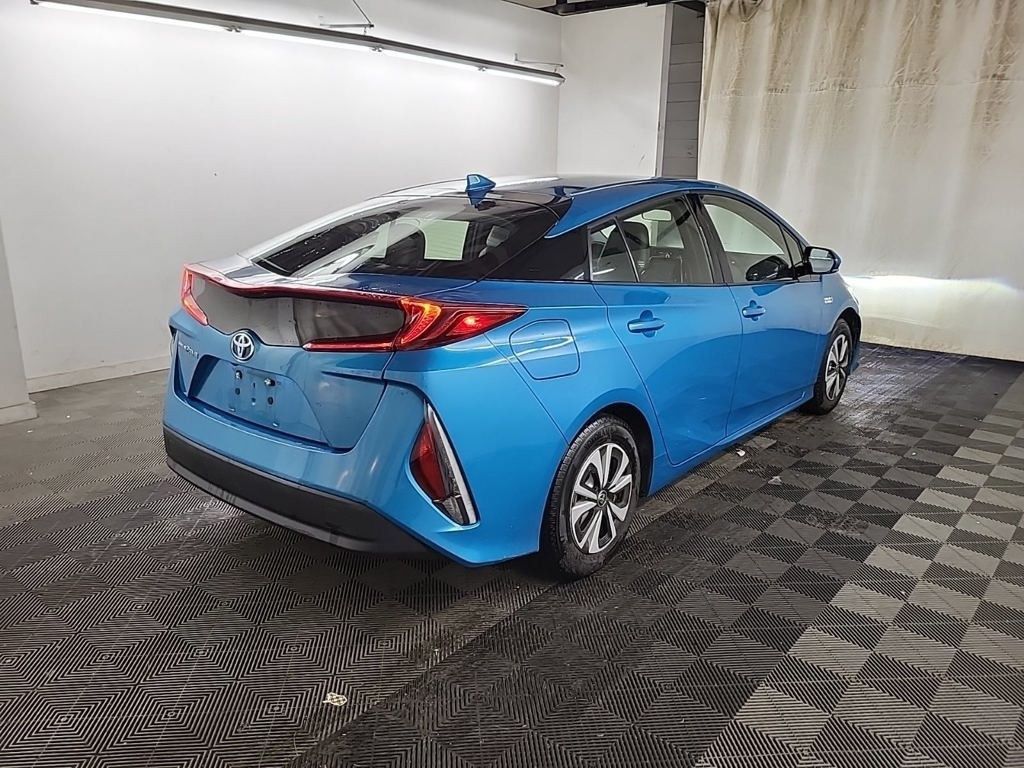 2019 Toyota Prius Prime Premium photo 4