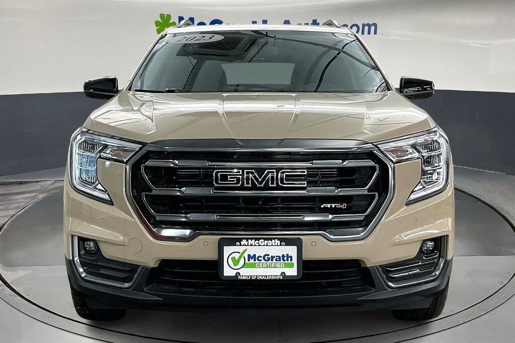 Used 2023 GMC Terrain AT4 SUV
