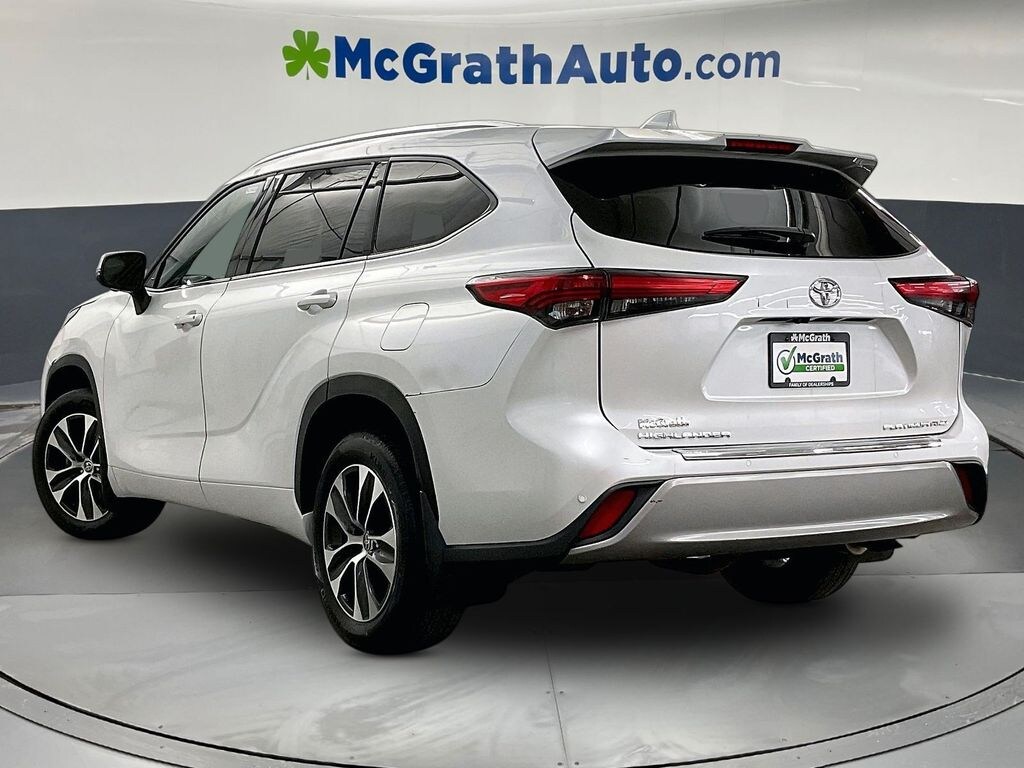 Used 2023 Toyota Highlander Platinum SUV