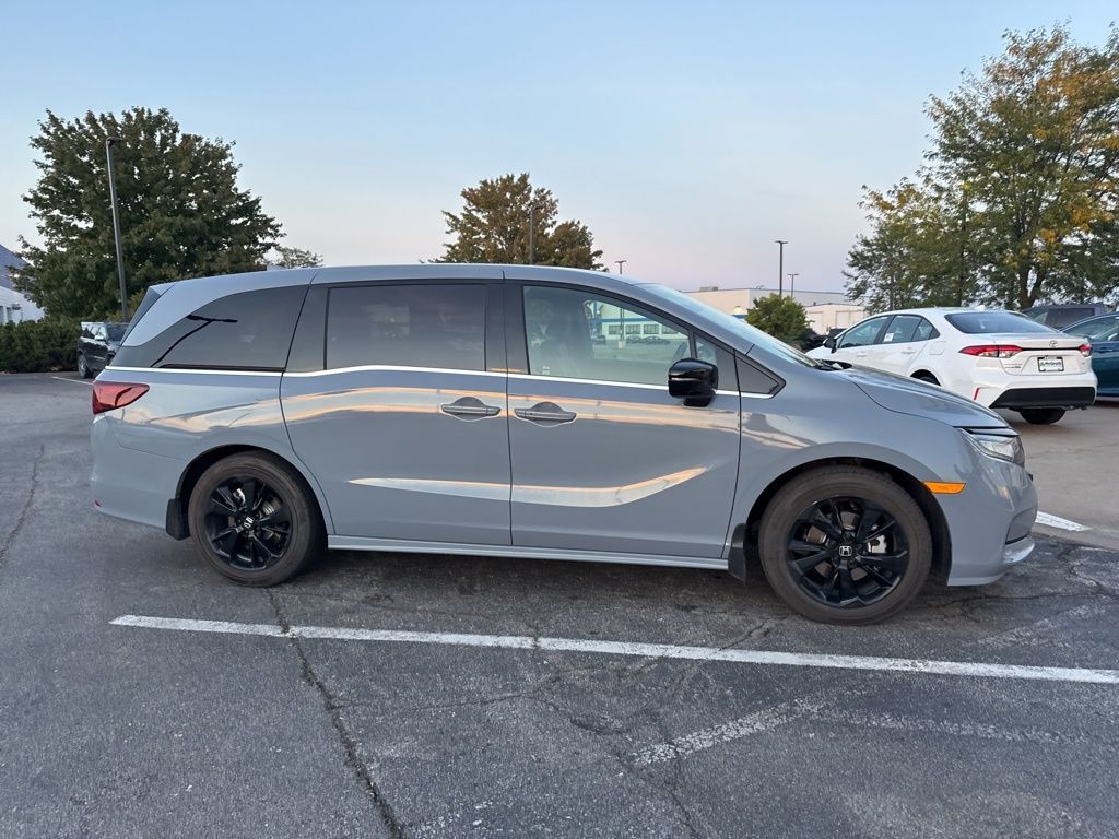 2024 Honda Odyssey Sport photo 4