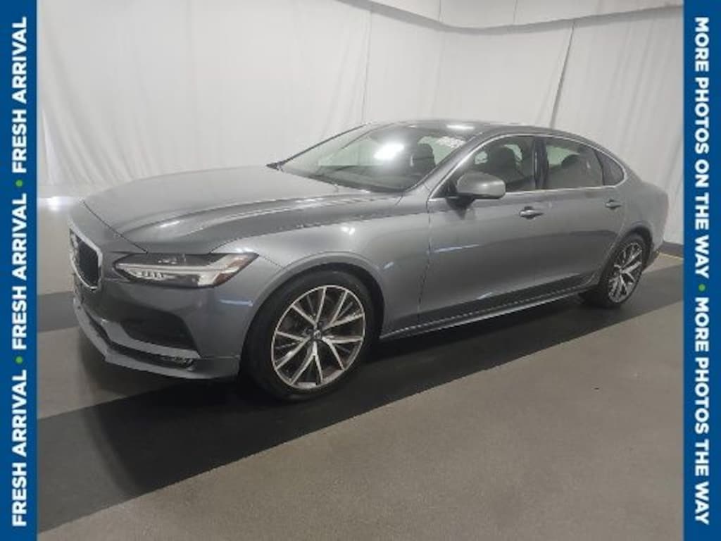 Used 2019 Volvo S90 T6 Momentum Sedan