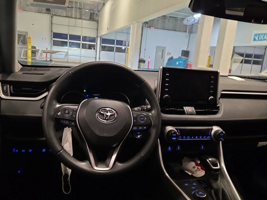 Used 2021 Toyota RAV4 Hybrid XLE SUV