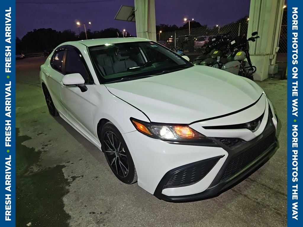 Used 2023 Toyota Camry SE Sedan