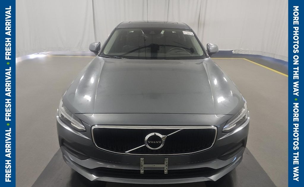 Used 2019 Volvo S90 T6 Momentum Sedan