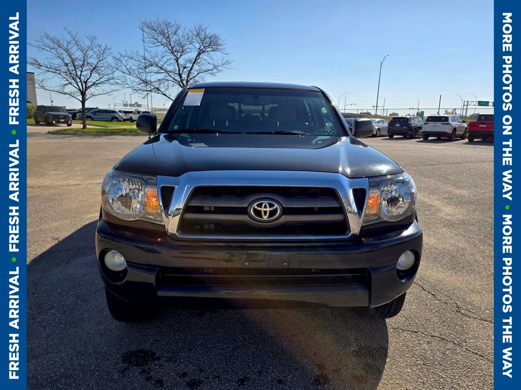 Used 2009 Toyota Tacoma PreRunner with VIN 3TMJU62N59M071578 for sale in Hiawatha, IA