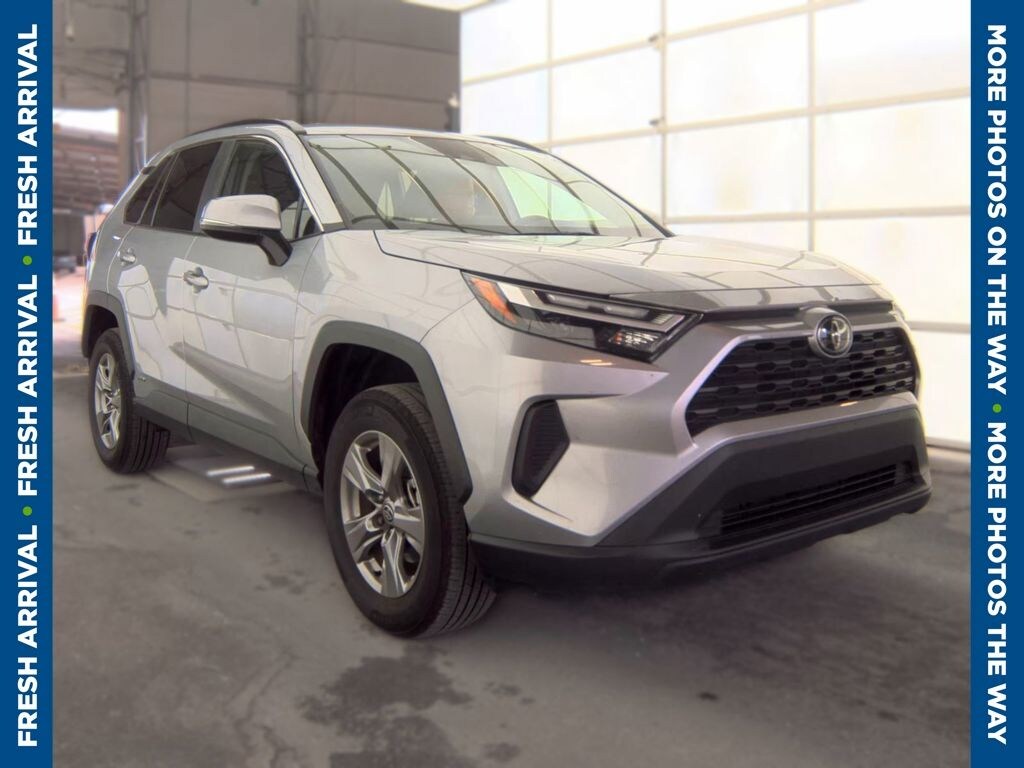 Used 2025 Toyota RAV4 Hybrid XLE SUV