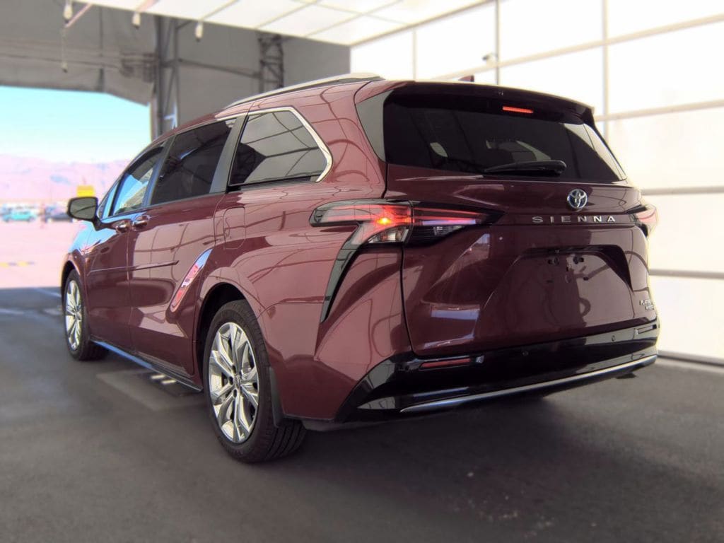 Certified 2024 Toyota Sienna Platinum Minivan/Van