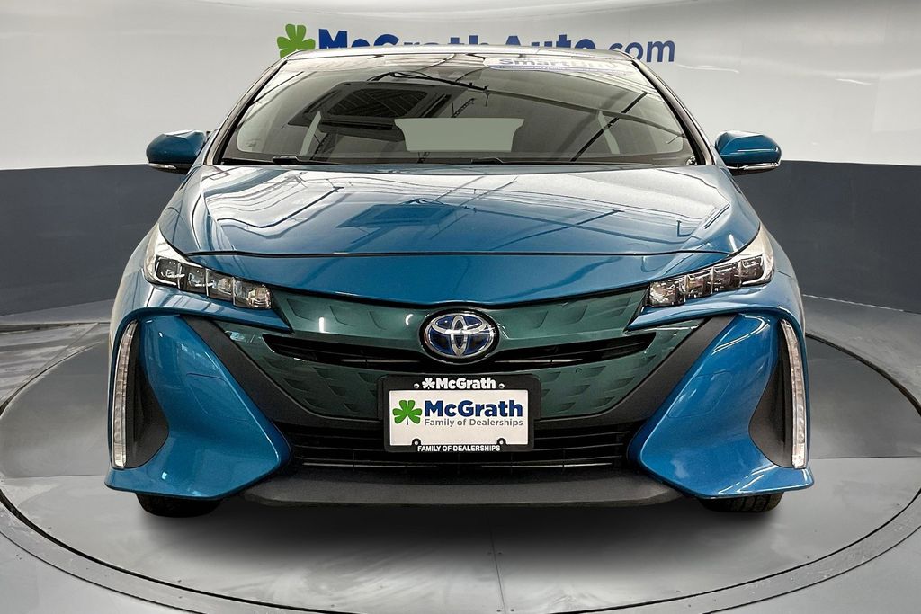 2019 Toyota Prius Prime Premium photo 3